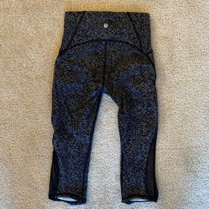 Lululemon cropped leggings